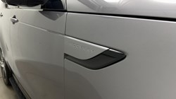 2023 (23) LAND ROVER DISCOVERY 3.0 D300 R-Dynamic HSE 5dr Auto 5624304