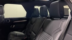 2023 (23) LAND ROVER DISCOVERY 3.0 D300 R-Dynamic HSE 5dr Auto 5624288