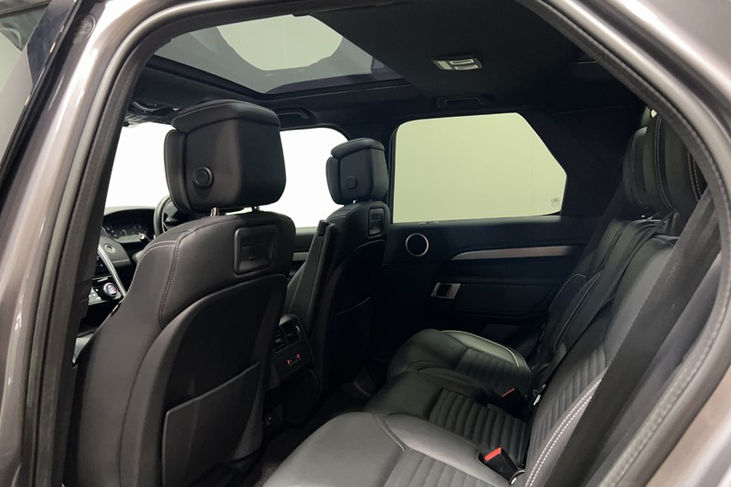 2023 (23) LAND ROVER DISCOVERY 3.0 D300 R-Dynamic HSE 5dr Auto 5624287