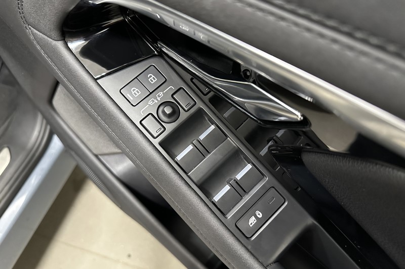 2023 (23) LAND ROVER RANGE ROVER EVOQUE 2.0 D200 R-Dynamic SE 5dr Auto 5613765