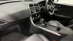 2024 (73) JAGUAR XE 2.0 D200 R-Dynamic SE Black 4dr Auto 5596125