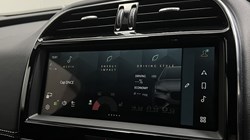 2024 (73) JAGUAR XE 2.0 D200 R-Dynamic SE Black 4dr Auto 5596121