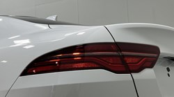 2024 (73) JAGUAR XE 2.0 D200 R-Dynamic SE Black 4dr Auto 5596132