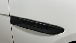 2024 (73) JAGUAR XE 2.0 D200 R-Dynamic SE Black 4dr Auto 5596136