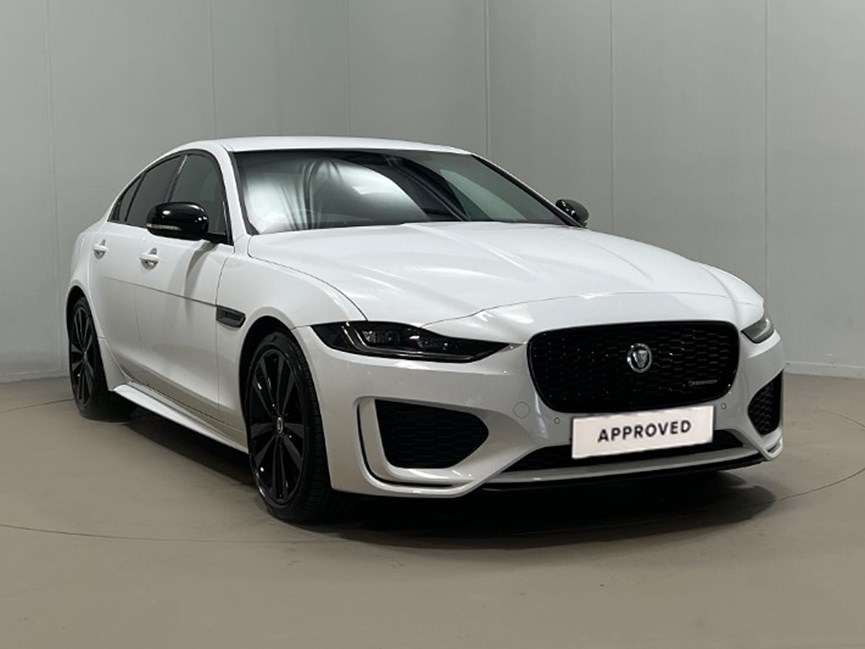2024 (73) JAGUAR XE 2.0 D200 R-Dynamic SE Black 4dr Auto