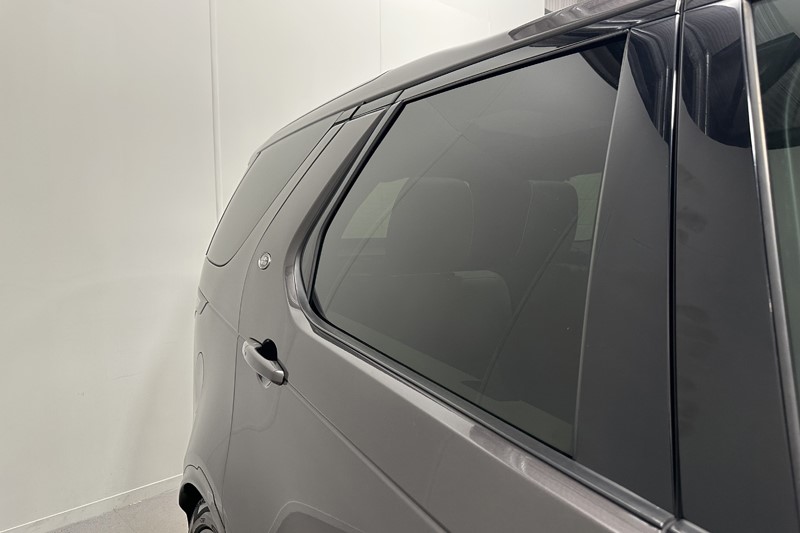 2021 (70) LAND ROVER DISCOVERY 3.0 D300 R-Dynamic HSE 5dr Auto 5613516
