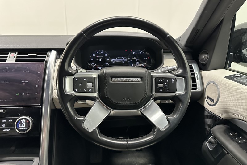 2021 (70) LAND ROVER DISCOVERY 3.0 D300 R-Dynamic HSE 5dr Auto 5613476