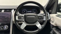 2021 (70) LAND ROVER DISCOVERY 3.0 D300 R-Dynamic HSE 5dr Auto 5613476