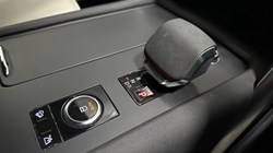 2021 (70) LAND ROVER DISCOVERY 3.0 D300 R-Dynamic HSE 5dr Auto 5613491