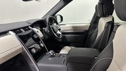2021 (70) LAND ROVER DISCOVERY 3.0 D300 R-Dynamic HSE 5dr Auto 5613504