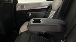 2021 (70) LAND ROVER DISCOVERY 3.0 D300 R-Dynamic HSE 5dr Auto 5613509