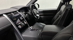 2023 (23) LAND ROVER DISCOVERY 3.0 D300 Metropolitan Edition 5dr Auto 5604503