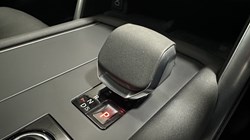 2023 (23) LAND ROVER DISCOVERY 3.0 D300 Metropolitan Edition 5dr Auto 5604486