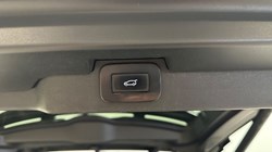 2023 (23) LAND ROVER DISCOVERY 3.0 D300 Metropolitan Edition 5dr Auto 5604512