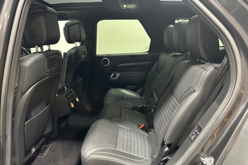 2023 (23) LAND ROVER DISCOVERY 3.0 D300 Metropolitan Edition 5dr Auto 5604462