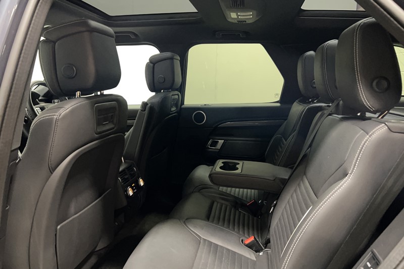 2024 (73) LAND ROVER DISCOVERY 3.0 D300 Metropolitan Edition 5dr Auto 5632822