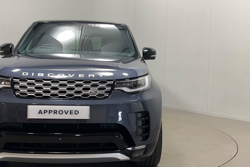 2024 (73) LAND ROVER DISCOVERY 3.0 D300 Metropolitan Edition 5dr Auto 5632840