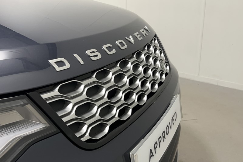 2024 (73) LAND ROVER DISCOVERY 3.0 D300 Metropolitan Edition 5dr Auto 5632839