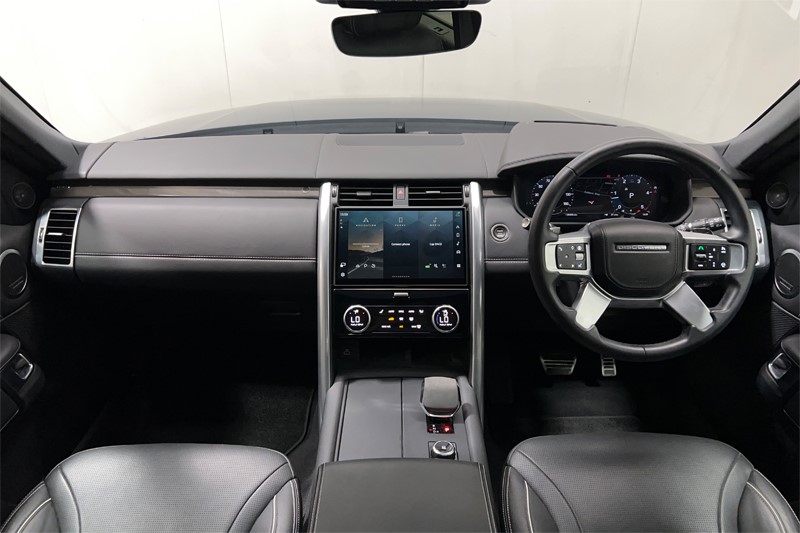 2024 (73) LAND ROVER DISCOVERY 3.0 D300 Metropolitan Edition 5dr Auto 5632782