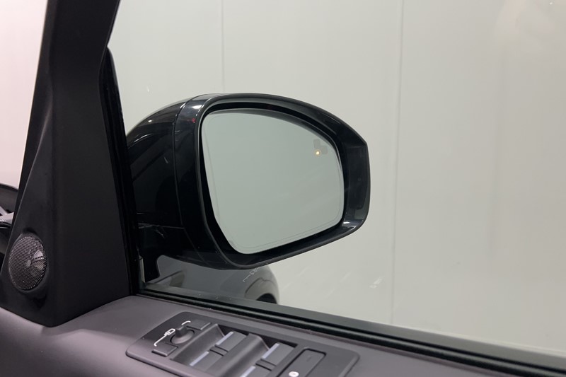 2024 (73) LAND ROVER DISCOVERY 3.0 D300 Metropolitan Edition 5dr Auto 5632790