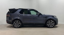 2024 (73) LAND ROVER DISCOVERY 3.0 D300 Metropolitan Edition 5dr Auto 5632778