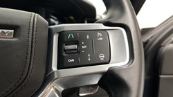 2024 (73) LAND ROVER DISCOVERY 3.0 D300 Metropolitan Edition 5dr Auto 5632796