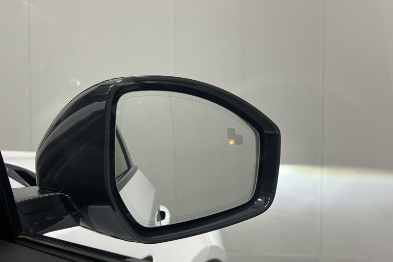 2024 (73) JAGUAR E-PACE 2.0 D200 R-Dynamic SE Black 5dr Auto 5604111