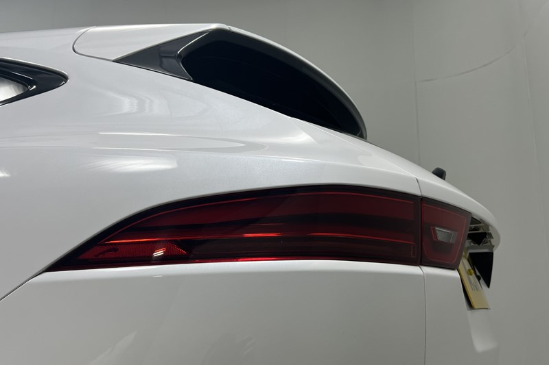 2024 (73) JAGUAR E-PACE 2.0 D200 R-Dynamic SE Black 5dr Auto 5604136