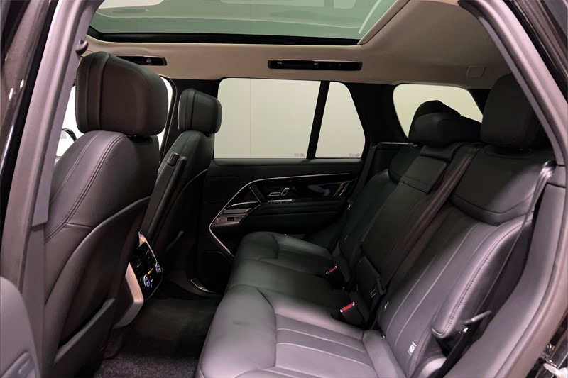 2024 (73) LAND ROVER RANGE ROVER 3.0 D350 HSE 4dr Auto 5611165