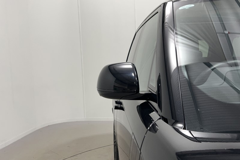 2024 (73) LAND ROVER RANGE ROVER 3.0 D350 HSE 4dr Auto 5611216