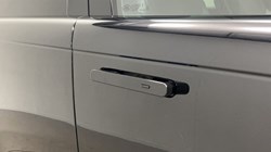 2024 (73) LAND ROVER RANGE ROVER 3.0 D350 HSE 4dr Auto 5611215