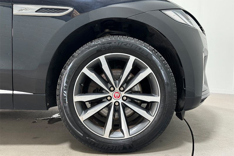 2022 (72) JAGUAR F-PACE 2.0 P250 R-Dynamic SE 5dr Auto AWD 5613818