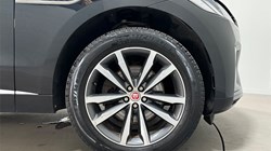 2022 (72) JAGUAR F-PACE 2.0 P250 R-Dynamic SE 5dr Auto AWD 5613818