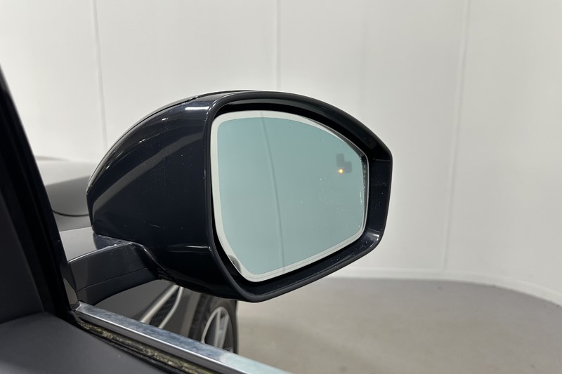 2022 (72) JAGUAR F-PACE 2.0 P250 R-Dynamic SE 5dr Auto AWD 5613826