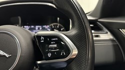 2022 (72) JAGUAR F-PACE 2.0 P250 R-Dynamic SE 5dr Auto AWD 5613833