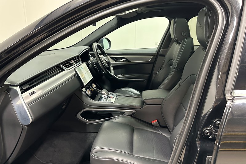 2022 (72) JAGUAR F-PACE 2.0 P250 R-Dynamic SE 5dr Auto AWD 5613813
