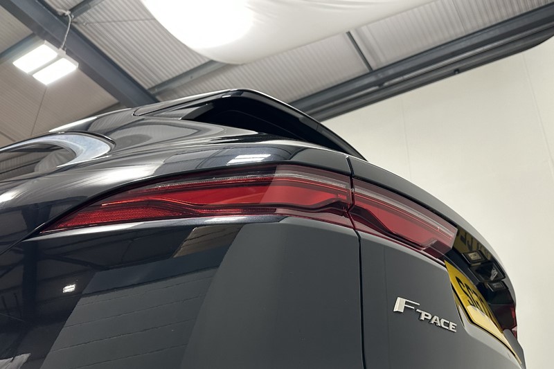 2022 (72) JAGUAR F-PACE 2.0 P250 R-Dynamic SE 5dr Auto AWD 5613856