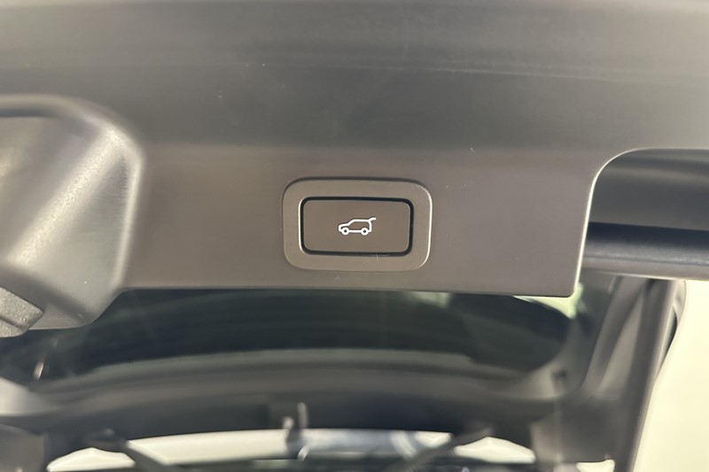 2022 (72) JAGUAR F-PACE 2.0 P250 R-Dynamic SE 5dr Auto AWD 5613855