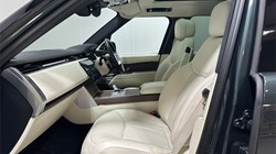 2023 (73) LAND ROVER RANGE ROVER 3.0 D300 SE 4dr Auto 5628948