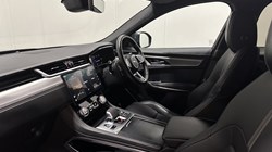 2022 (72) JAGUAR F-PACE 2.0 D165 R-Dynamic S 5dr Auto AWD 5693079
