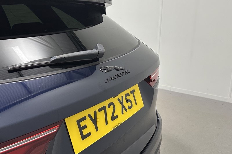 2022 (72) JAGUAR F-PACE 2.0 D165 R-Dynamic S 5dr Auto AWD 5693090