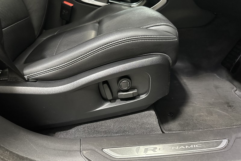 2022 (72) JAGUAR F-PACE 2.0 D165 R-Dynamic S 5dr Auto AWD 5693063