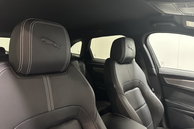 2022 (72) JAGUAR F-PACE 2.0 D165 R-Dynamic S 5dr Auto AWD 5693065