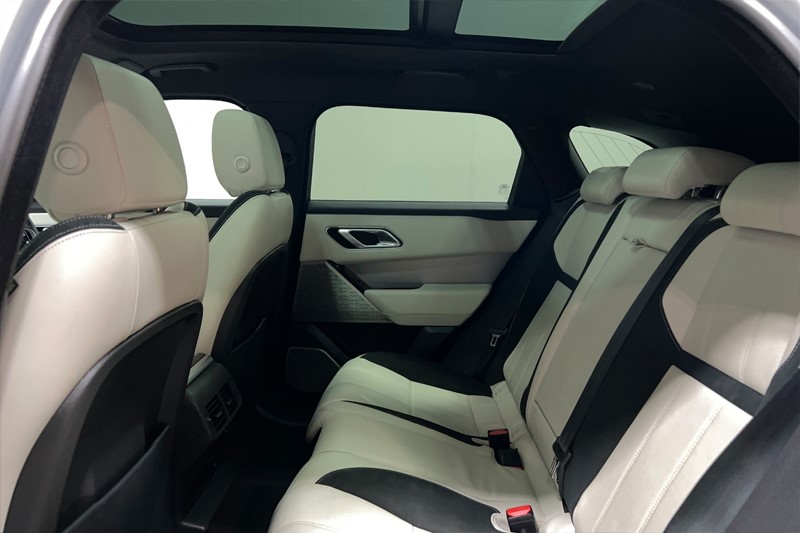 2021 (21) LAND ROVER RANGE ROVER VELAR 2.0 P250 Edition 5dr Auto 5662057