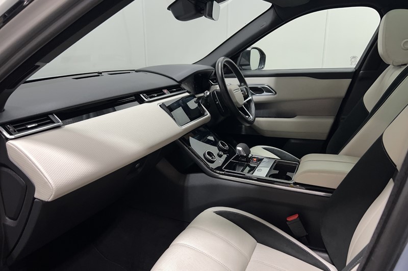 2021 (21) LAND ROVER RANGE ROVER VELAR 2.0 P250 Edition 5dr Auto 5662090