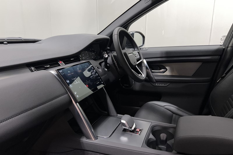 2025 (25) LAND ROVER DISCOVERY SPORT 2.0 D200 Dynamic SE 5dr Auto [5 Seat] 5633354