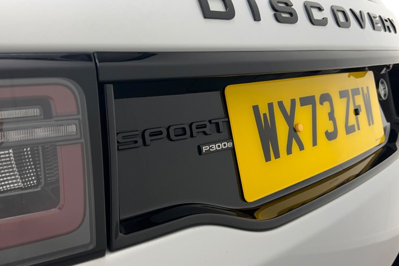 2023 (73) LAND ROVER DISCOVERY SPORT 1.5 P300e R-Dynamic SE 5dr Auto [5 Seat] 5639705