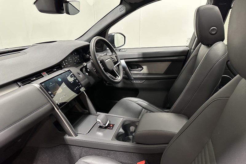 2025 (25) LAND ROVER DISCOVERY SPORT 2.0 D200 Dynamic HSE 5dr Auto [7 Seat] 5643392