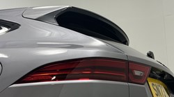 2023 (73) JAGUAR E-PACE 1.5 P300e R-Dynamic HSE Black 5dr Auto 5638437