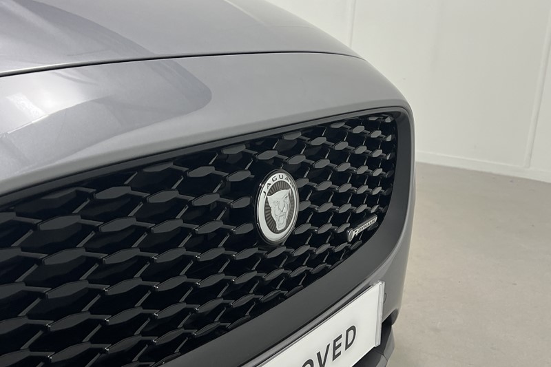 2023 (73) JAGUAR E-PACE 1.5 P300e R-Dynamic HSE Black 5dr Auto 5638444